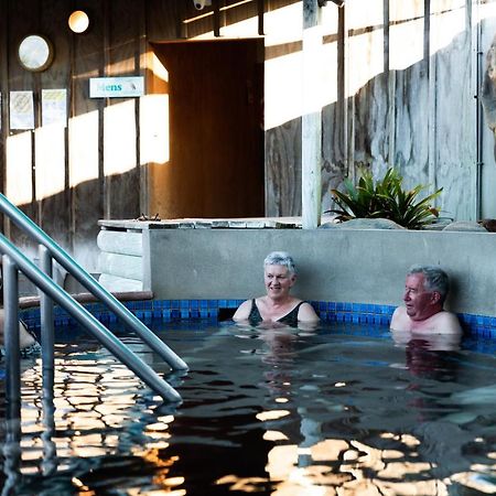Athenree Hot Springs & Holiday Park Уэйай Экстерьер фото